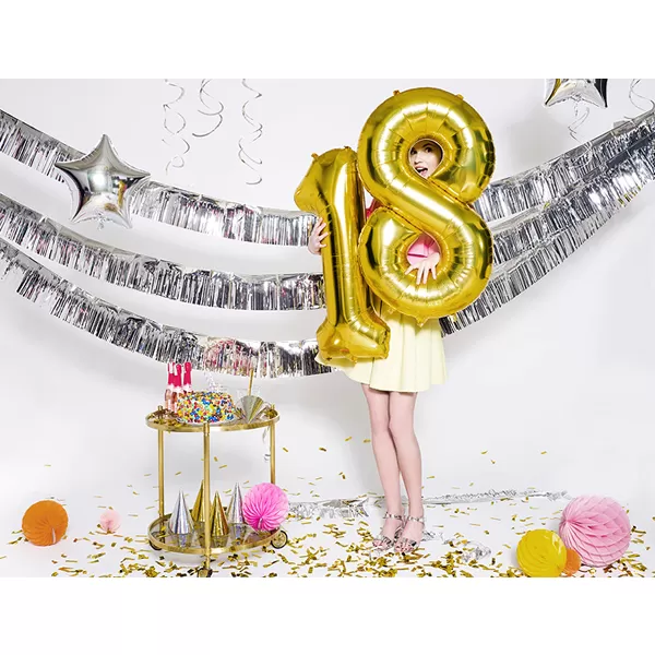 18-as arany szám fólia lufi