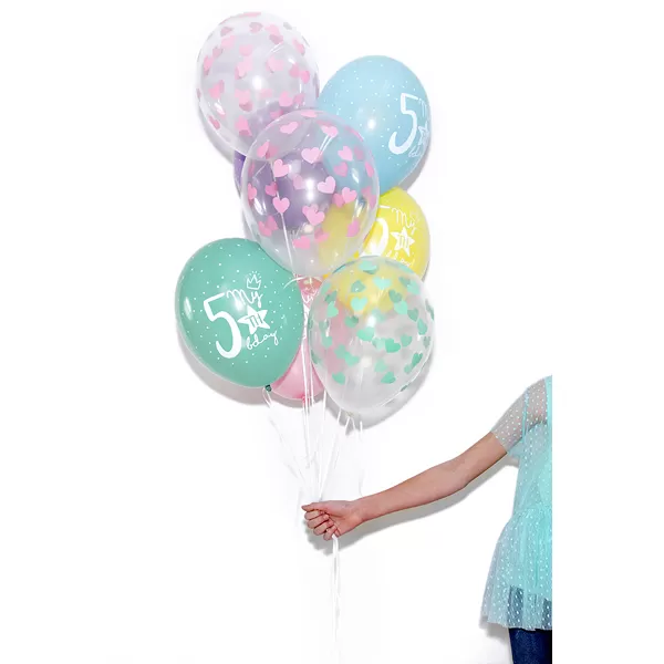 Átlátszó lufi, világos kék szívekkel díszítve, 30cm,  5 db/cs