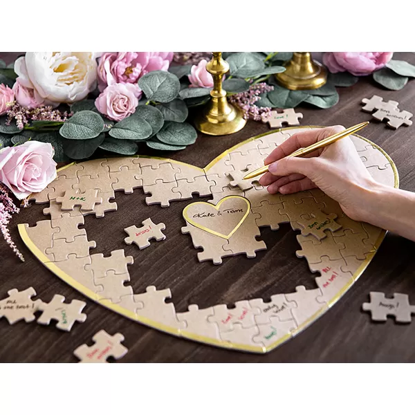 Vendégkönyv, puzzle, szív alakú